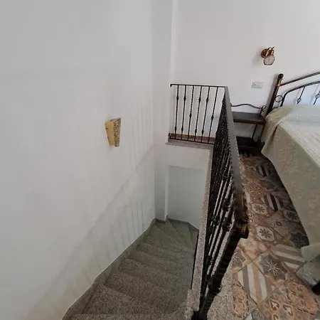 Sa Domu Antiga - Casa Indipendente In Centro Storico Tortolì