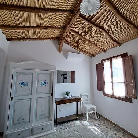 Sa Domu Antiga - Casa Indipendente In Centro Storico Apartamento Tortolì
