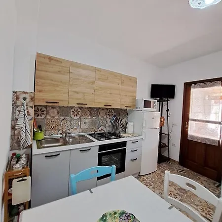Sa Domu Antiga - Casa Indipendente In Centro Storico Apartamento
