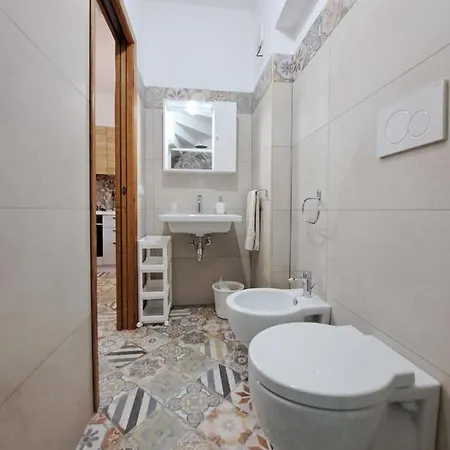 Sa Domu Antiga - Casa Indipendente In Centro Storico *