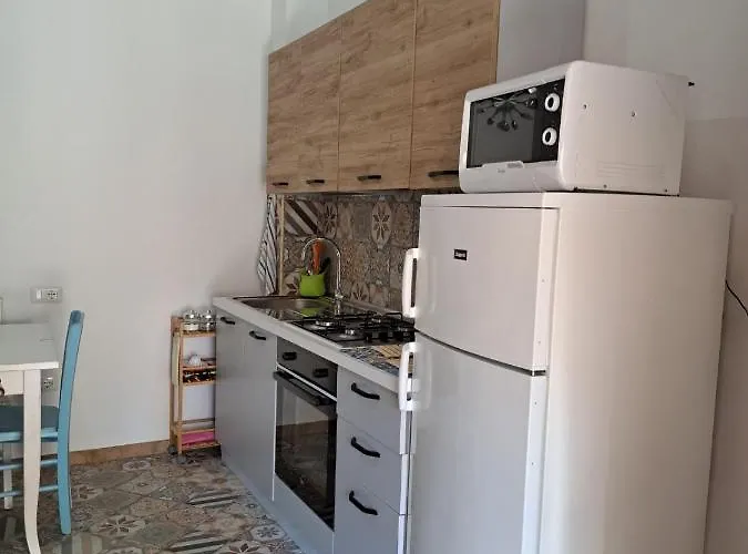 Sa Domu Antiga - Casa Indipendente In Centro Storico Apartman